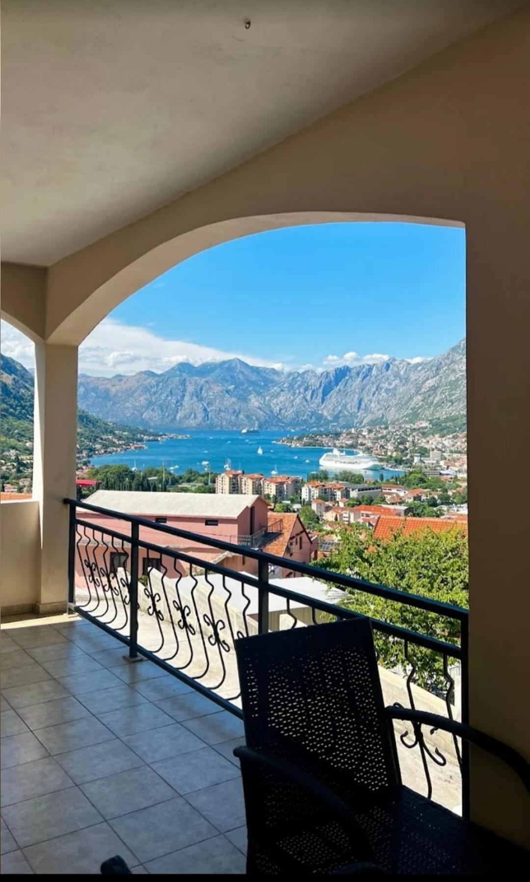 Apartments Marko Maros Kotor Quarto foto